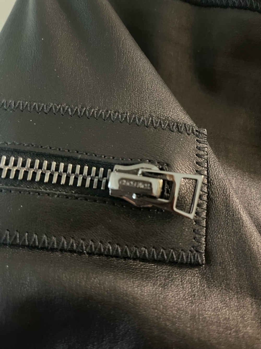 Tom Ford leather skirt - Picture 5 of 7